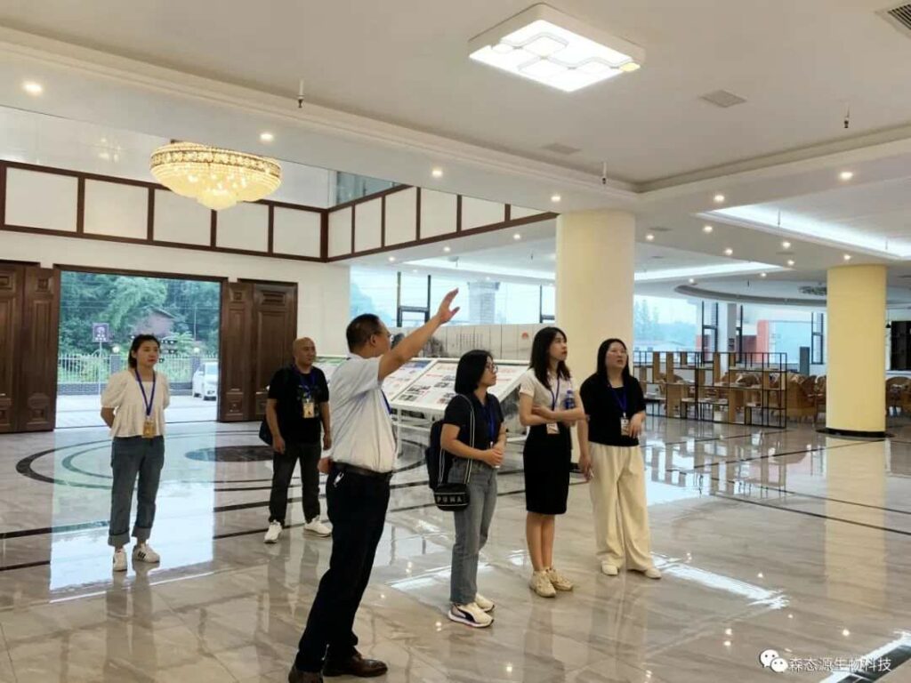 Vietnamese Guests Sentaiyuan
